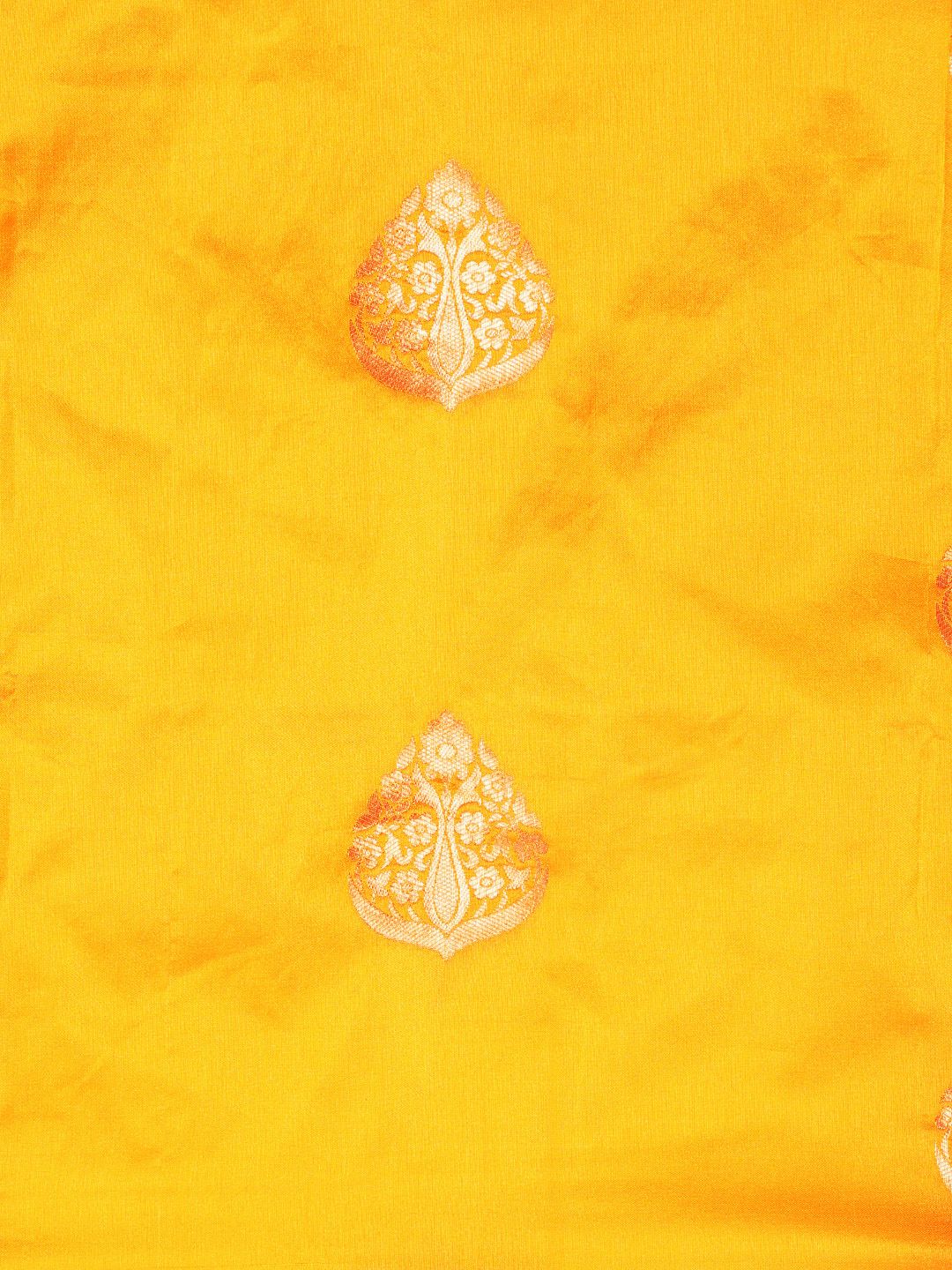 Yellow Traditional banarasi saree looking good