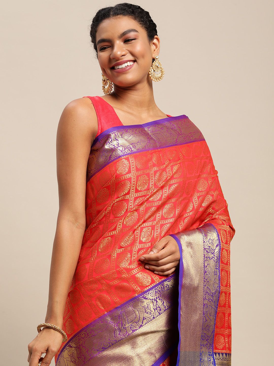 Red color New kanchipuram pattu silk saree with contrast bodar and pallu