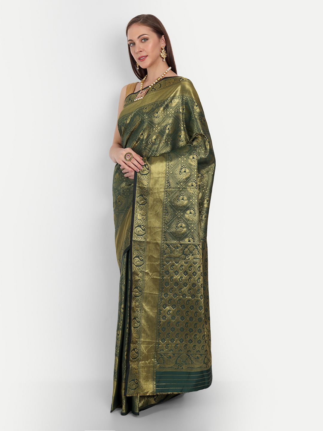 Green Color Pure Kanjivaram Silk Saree With Gold Zari Weaving Work  And Rich Pallu