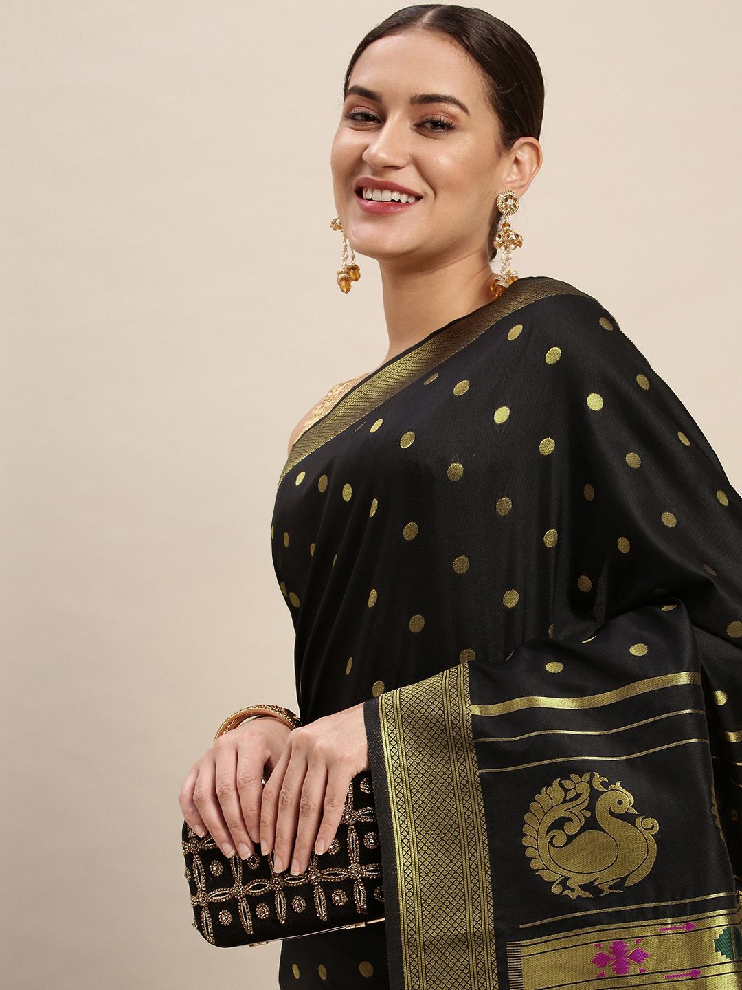Black Royal Paithani Silk Sarees