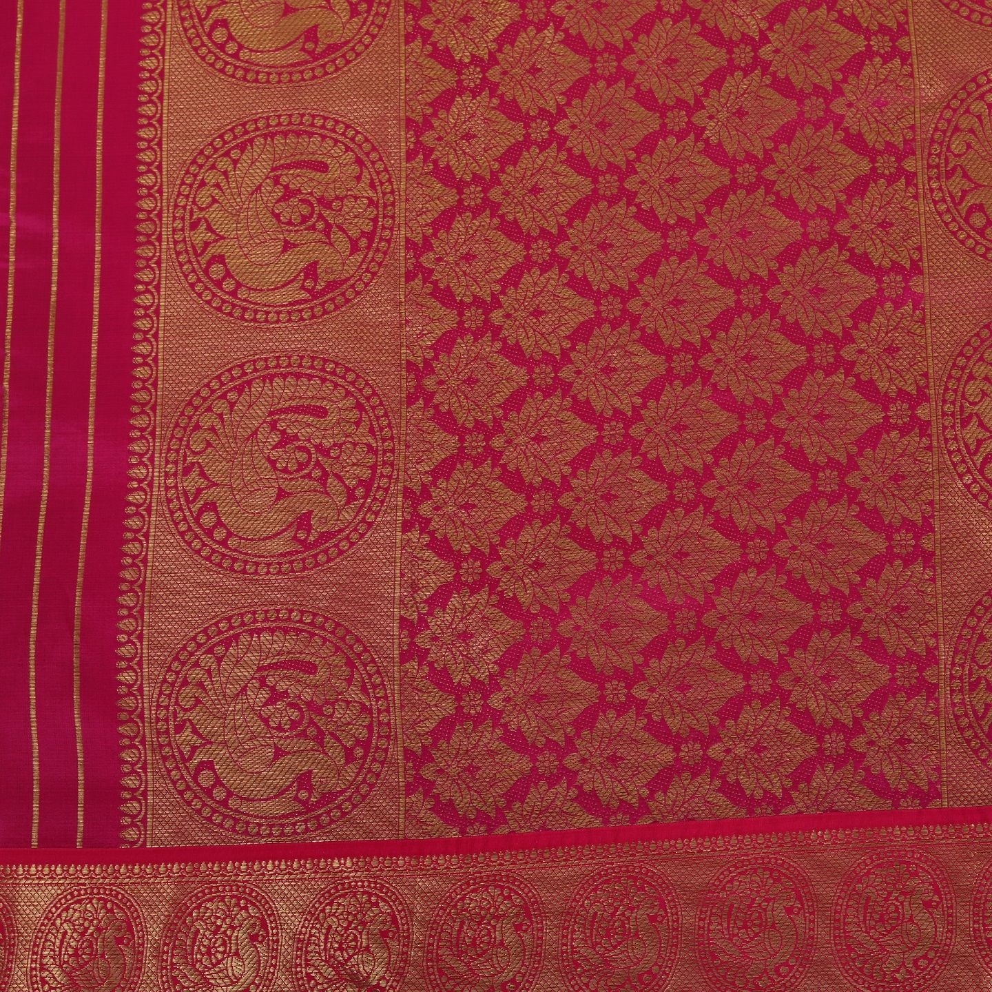 Black And Gold Zari Toned Wedding Kanchipuram Pattu Silk Saree