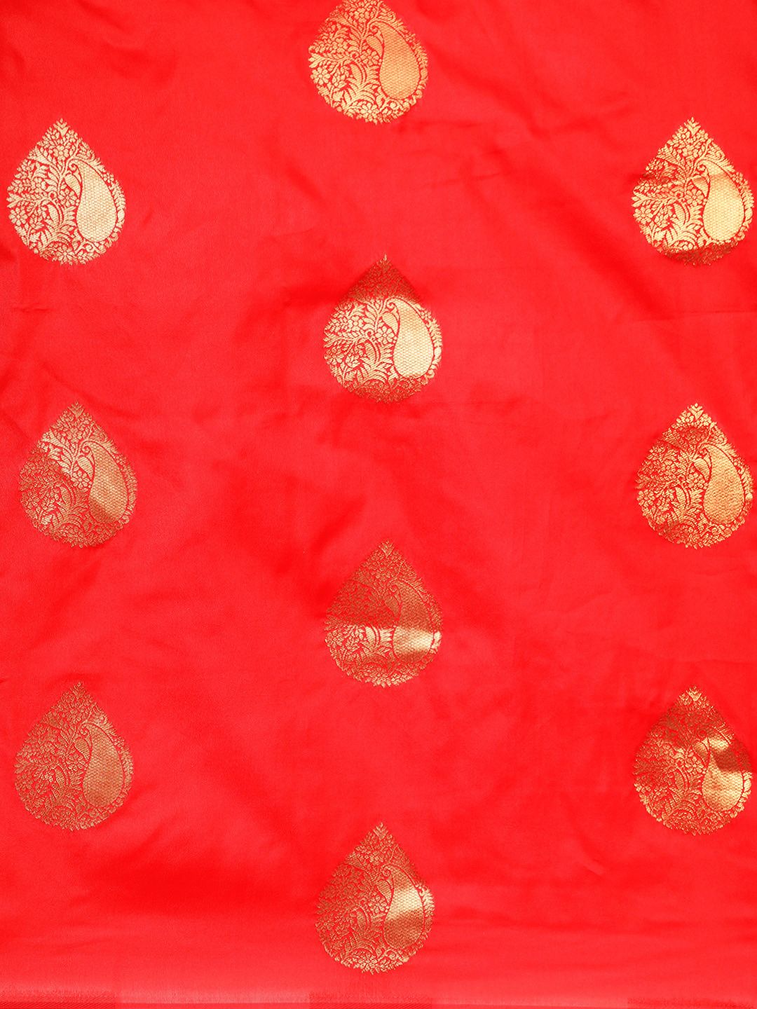 Red Banarasi silk sarees for weddings