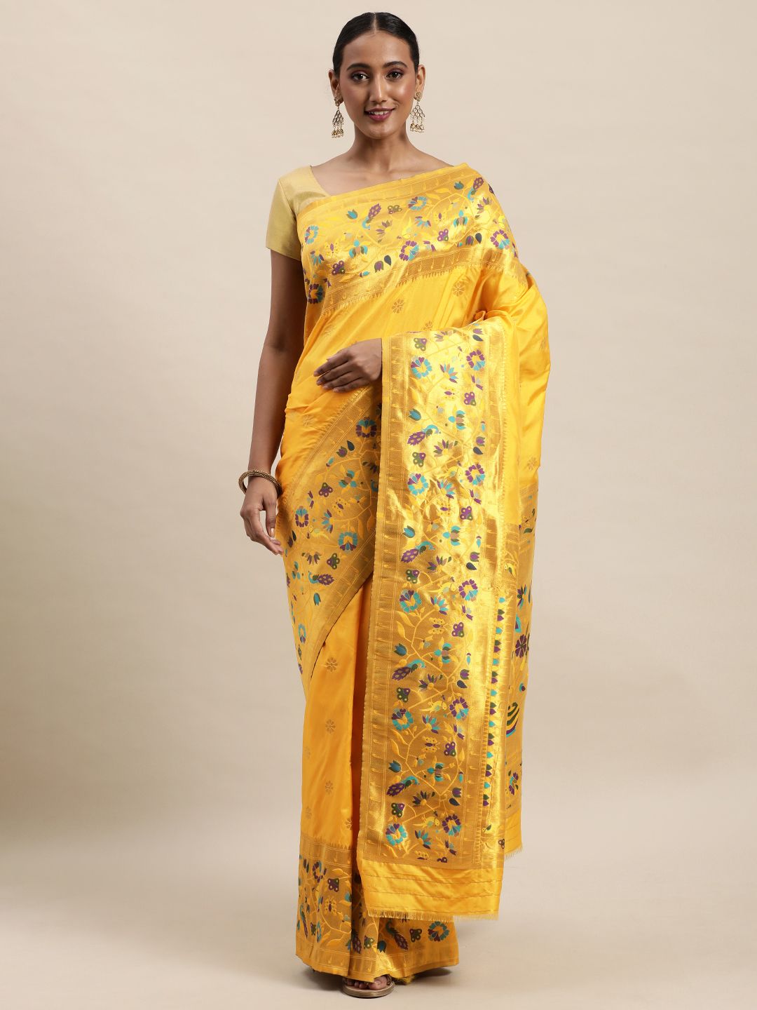 yellow orignal paithani saree perfect look for wedding fastival