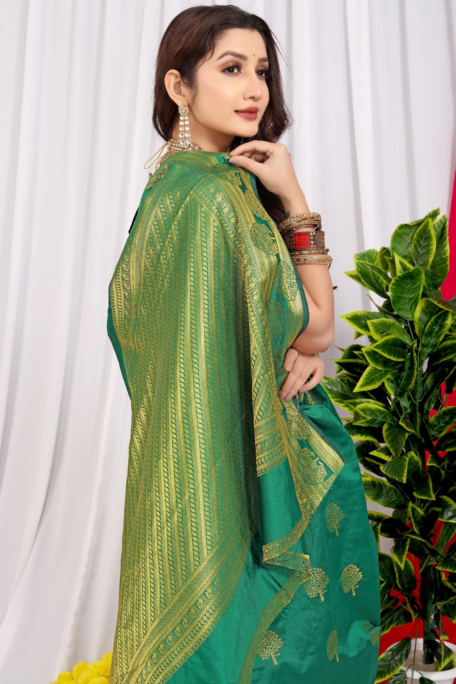 Green Color Pure Kanjivaram Silk Saree -Party wear collection
