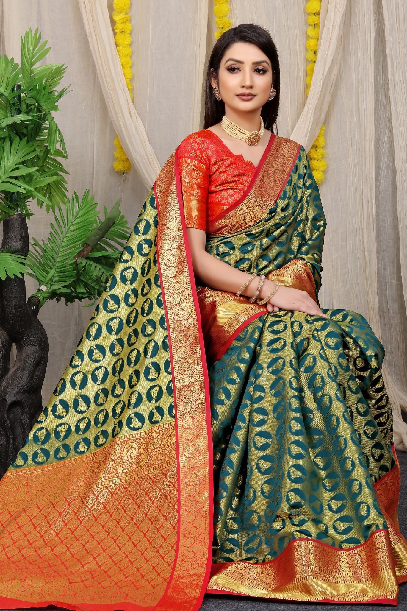 14 Different Types of Traditional Sarees of Different States in India