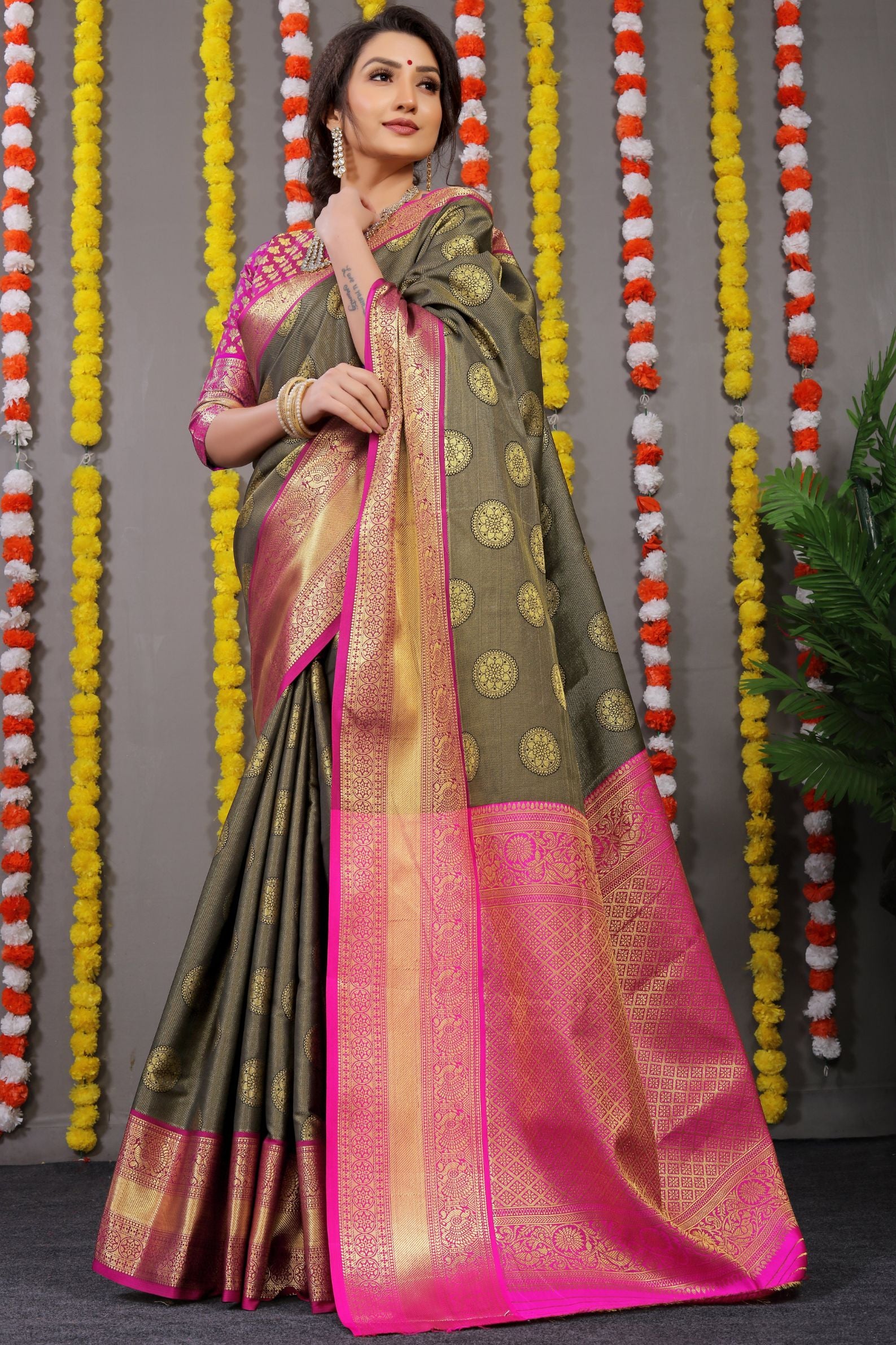 black color kanjivaram silk saree for evergreen fastival collection