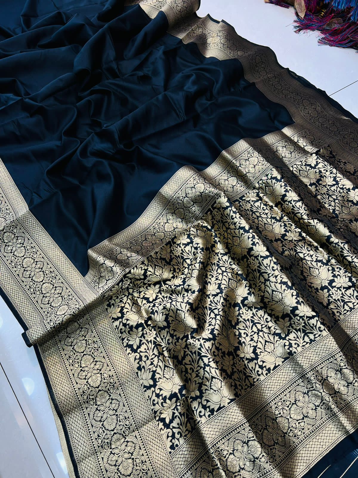 Black Toned Handwoven Banarasi Soft Silk Sarees