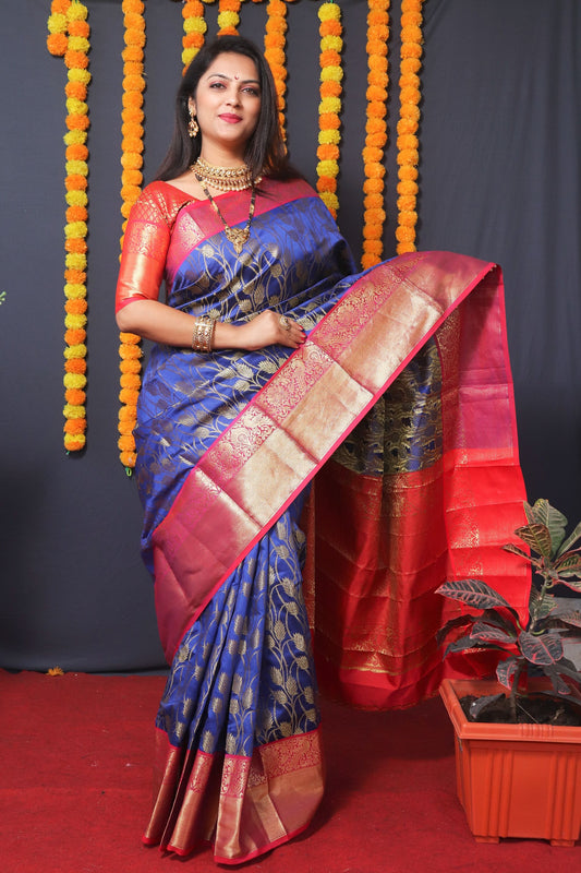 Royal blue color kanchipuram south silk saree and gold zari weaving with contrast bodar and contrast blouse