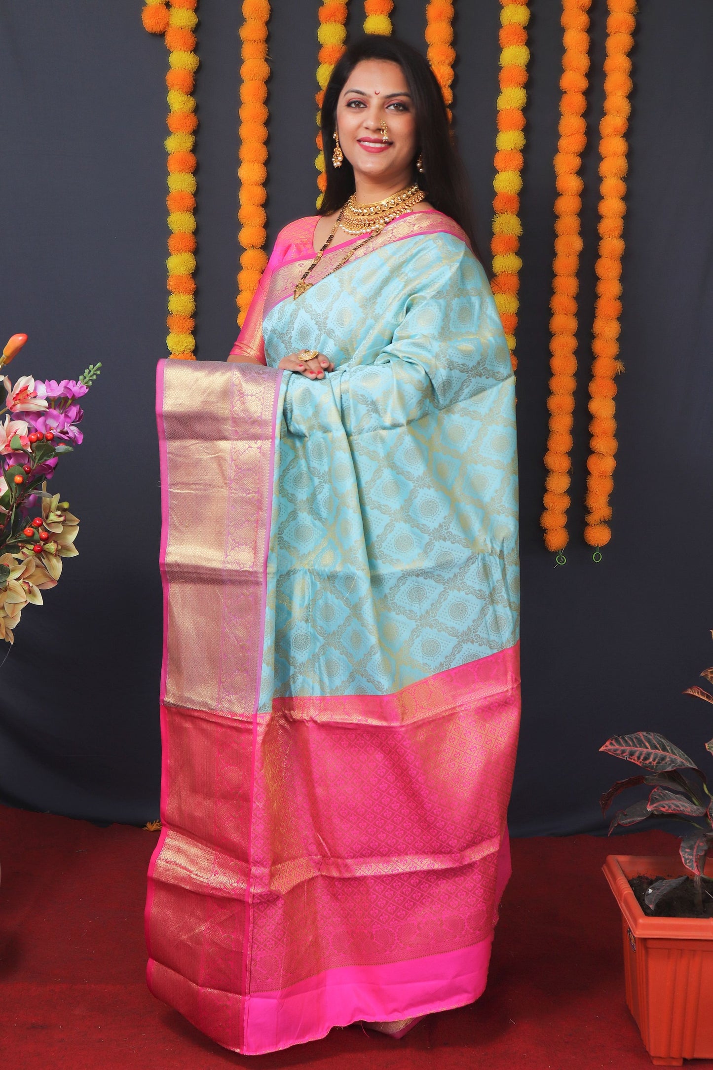 Sea Green Ethnic Woven Design Kanchipuram Saree With Pink Boder