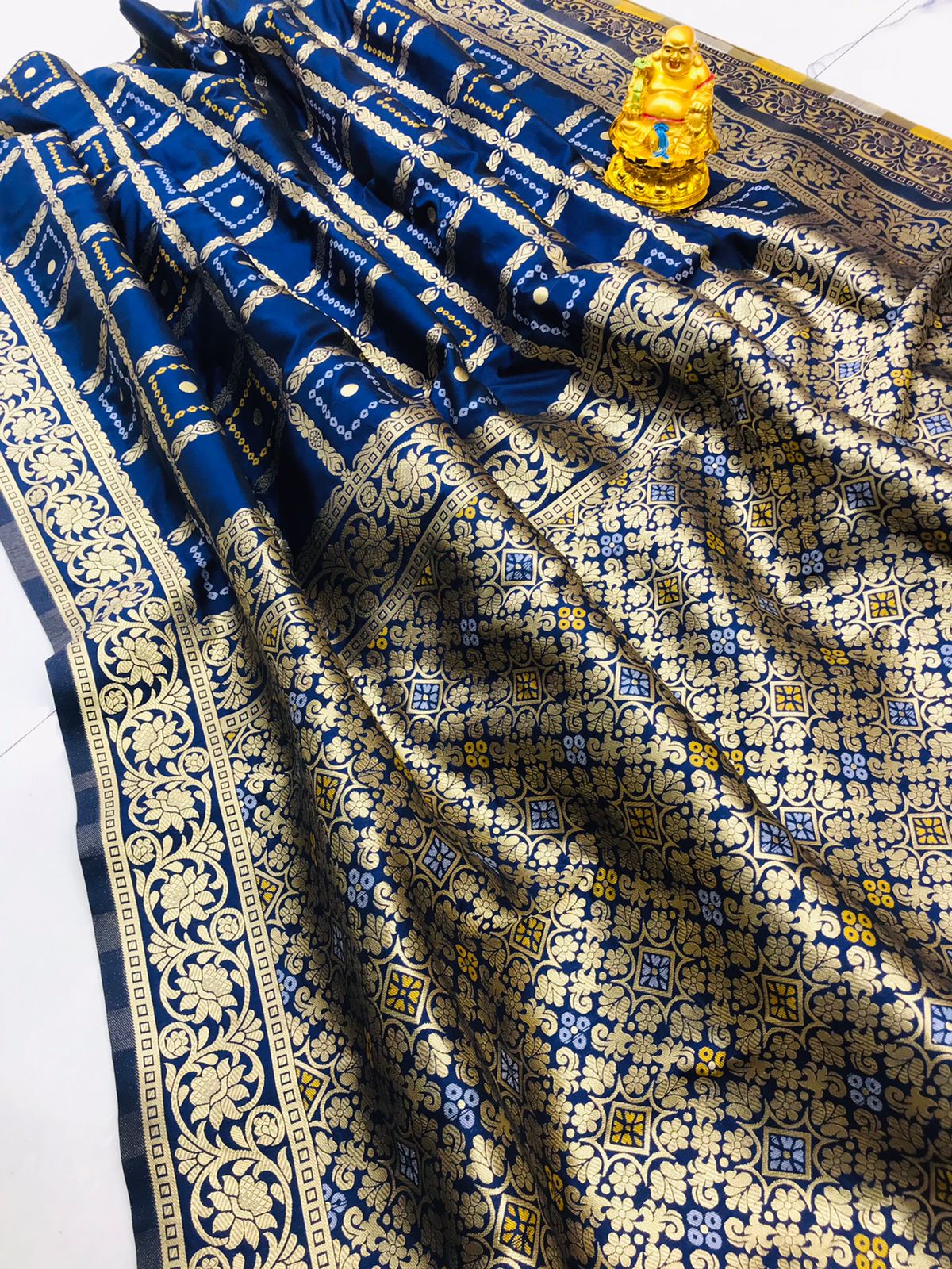 Navy Blue Toned Woven Design Bandhani Saree