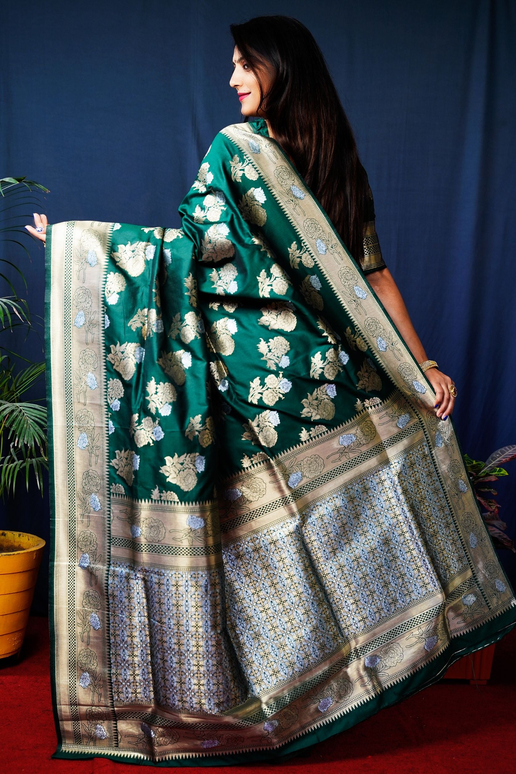 Green Color Designer Banarasi silk saree with Silver and Gold zari weaving and Blouse pis