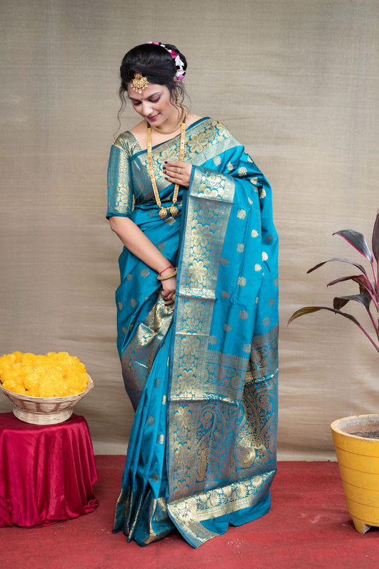 Pure Paithani silk Gold Zari Weaving work beautiful saree and blouse