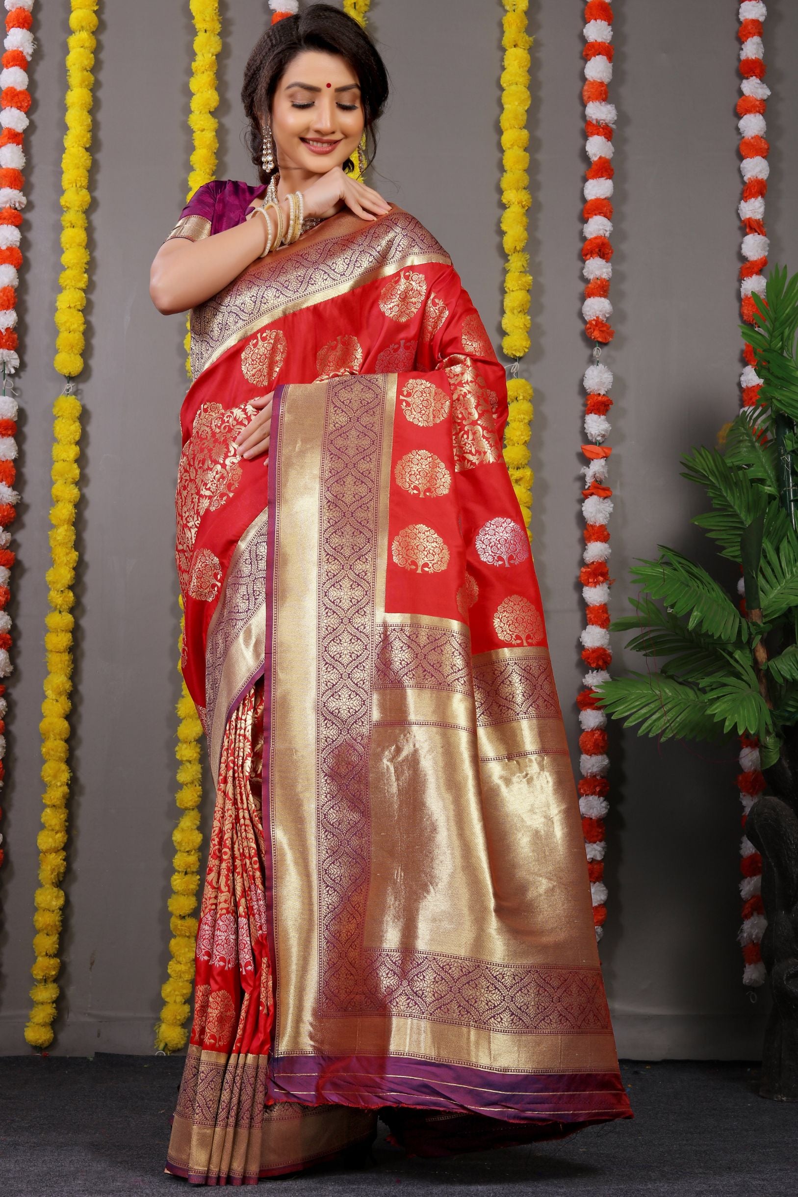Red Color Zari Woven Banarasi Sarees and Designer Weaving Work