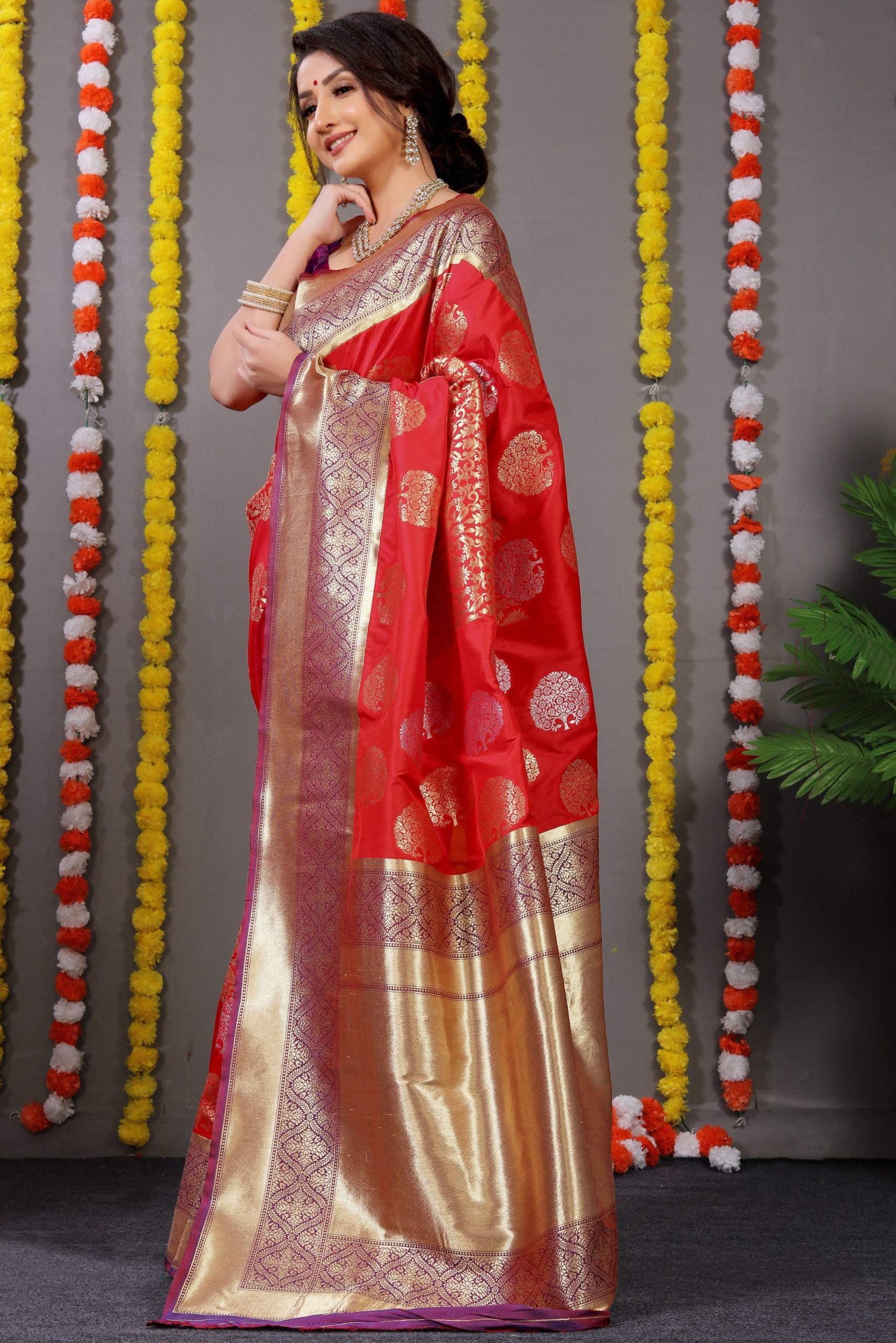 Red Color Zari Woven Banarasi Sarees and Designer Weaving Work