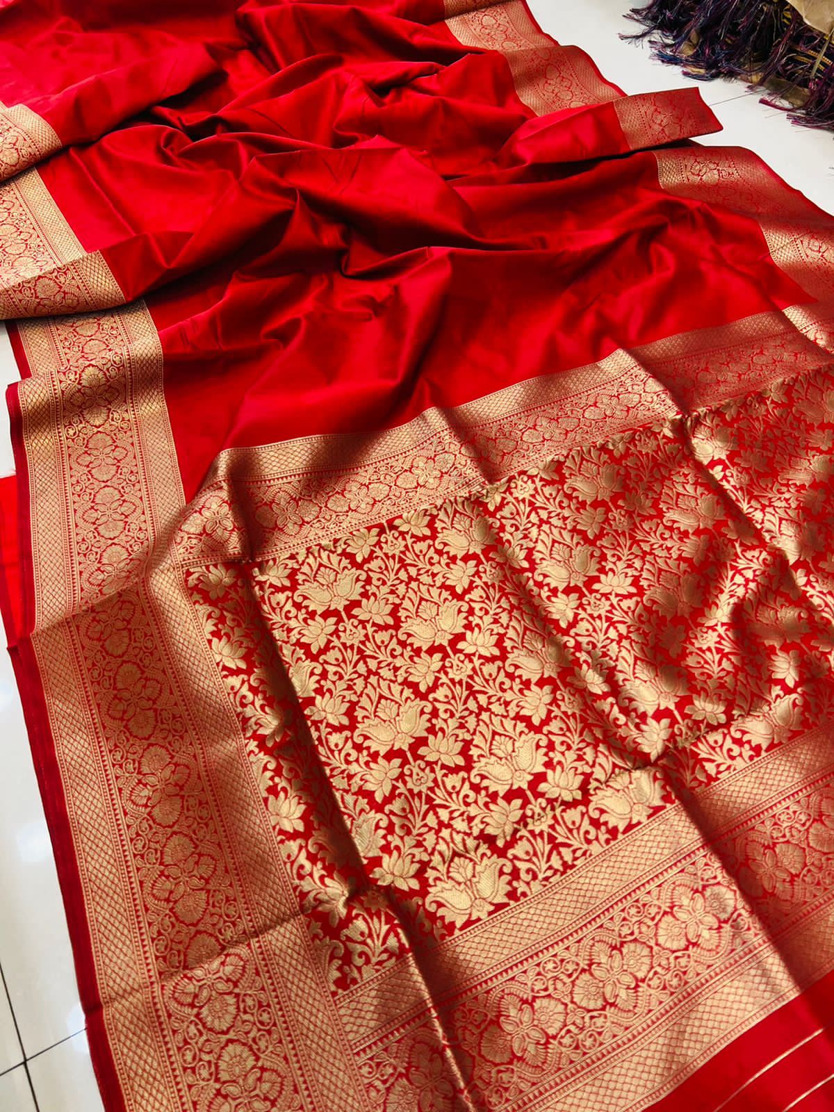 Red Toned Handwoven Banarasi Soft Silk Sarees